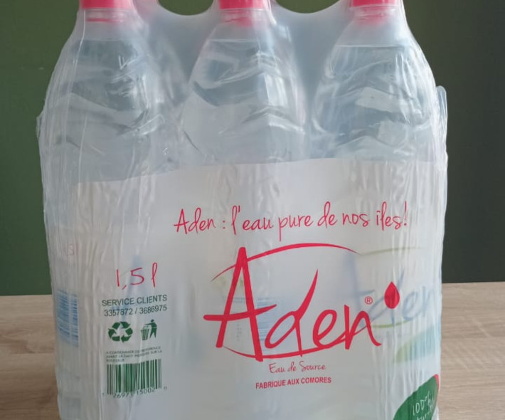 Pakiti ya maji ya madini ya Aden 1.5L